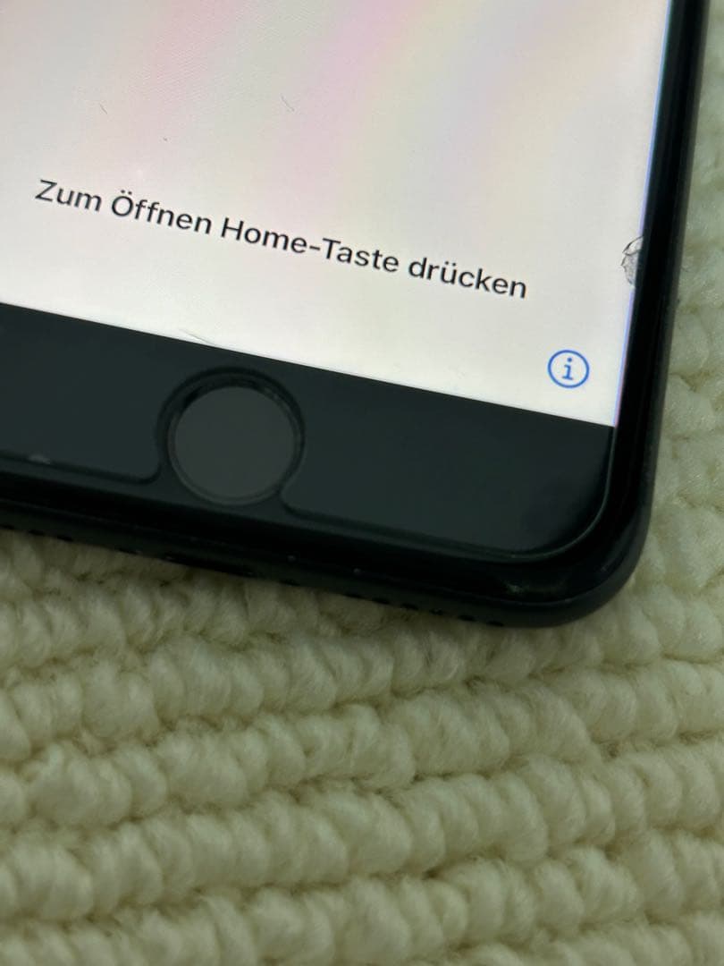 Apple iPhone 8 スペースグレー 本体