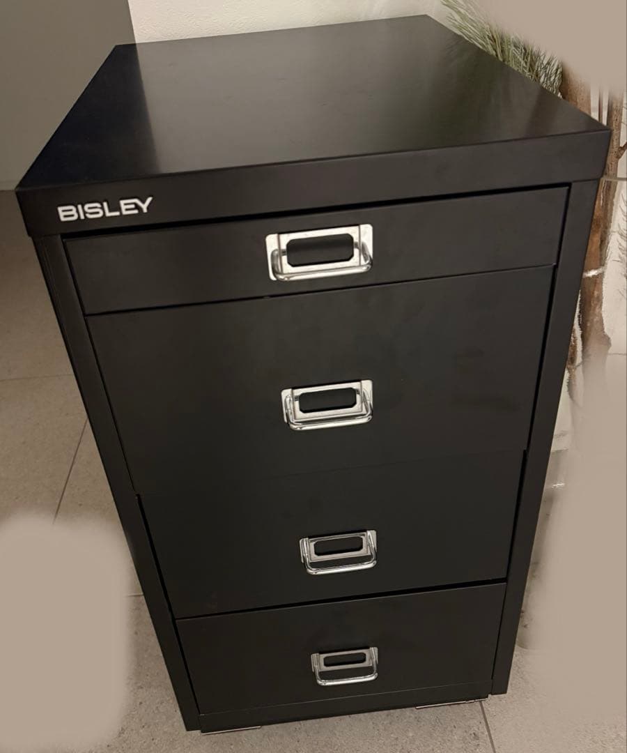 【引き取り限定】ビスレー BISLEY キャビネット ブラック　4段