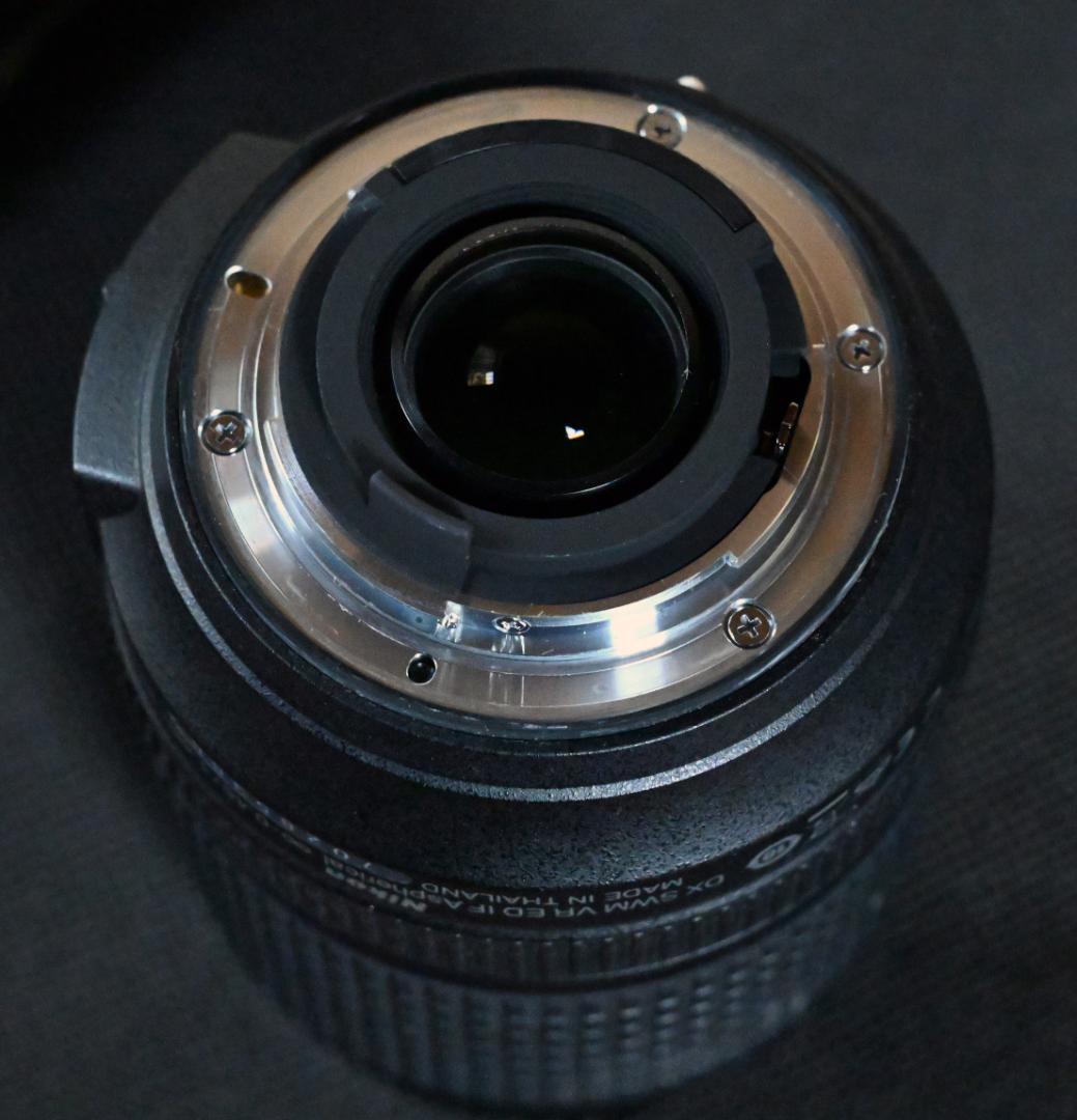 ニコンD7500 18-140mm キット+ SB700+SD128ギガ