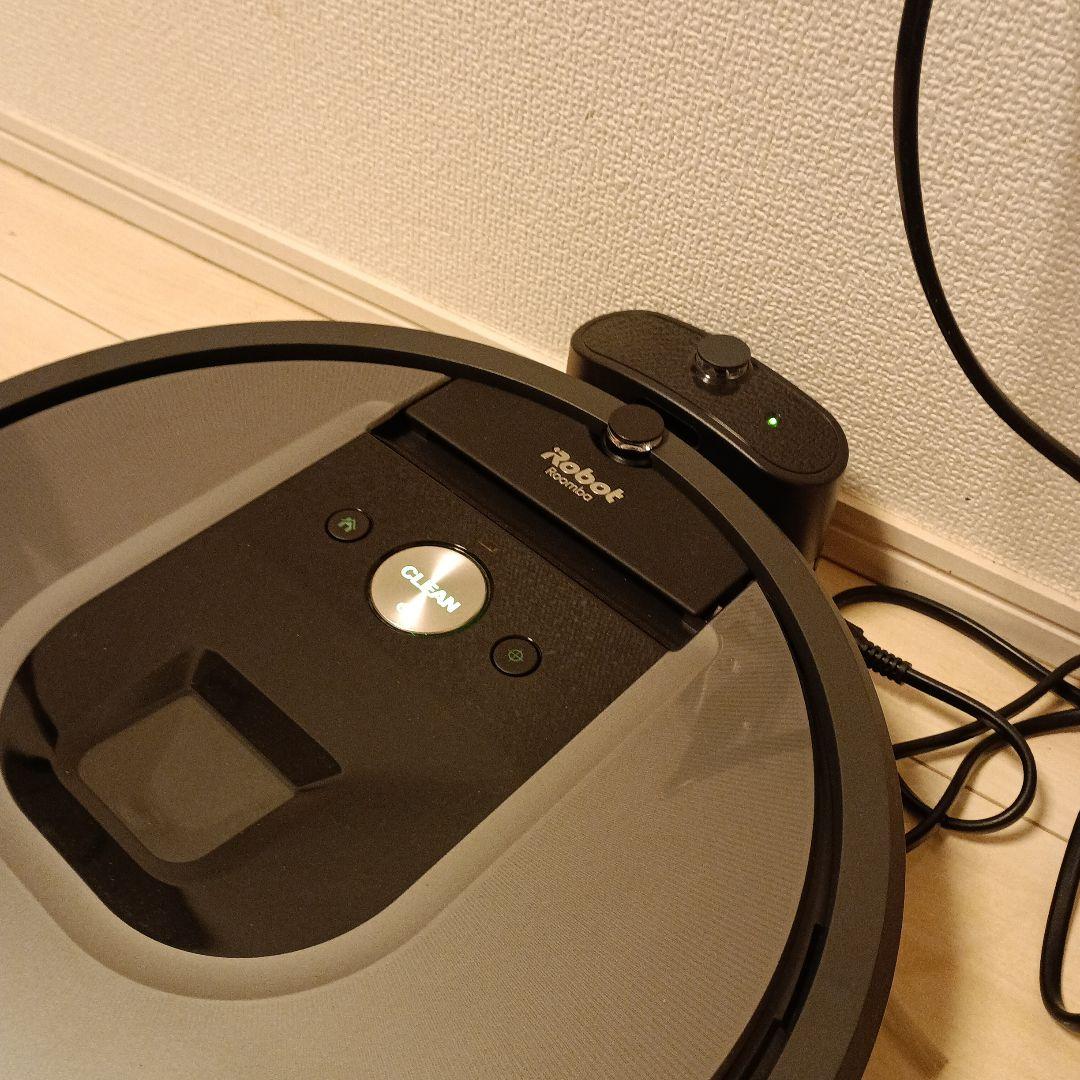 35,iRobot Roomba 960 本体と付属品