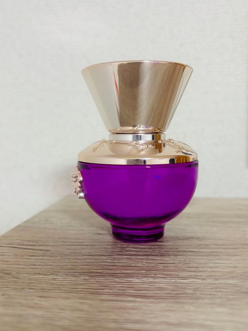 ヴェルサーチ ディランパープル フェム オーデパルファム　30ml