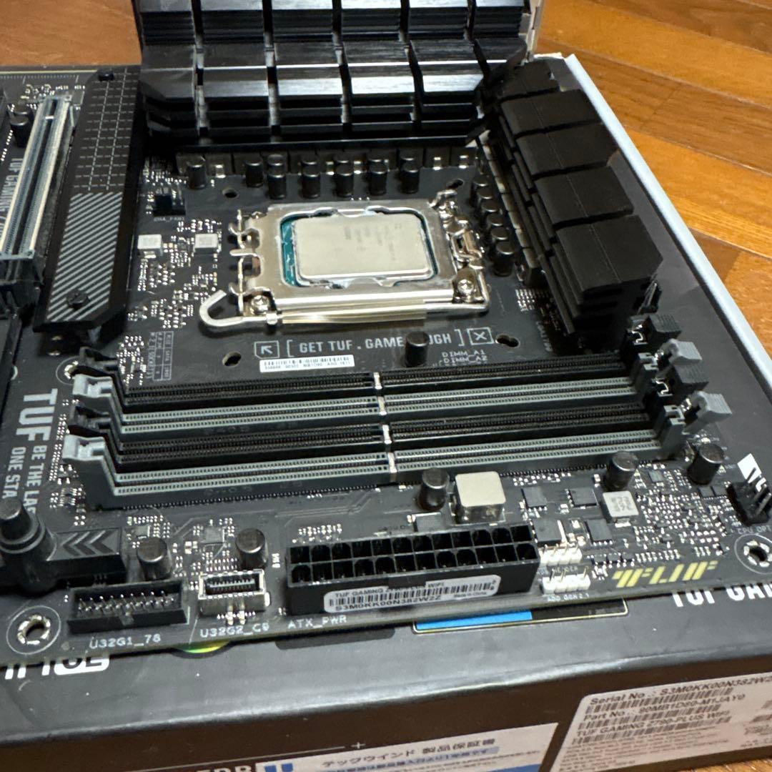 CPU CoreI5 13600KF & TUF GAMINGZ790-PLUSWIFI