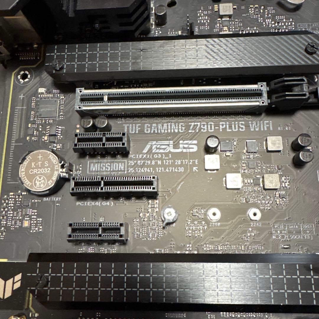 CPU CoreI5 13600KF & TUF GAMINGZ790-PLUSWIFI