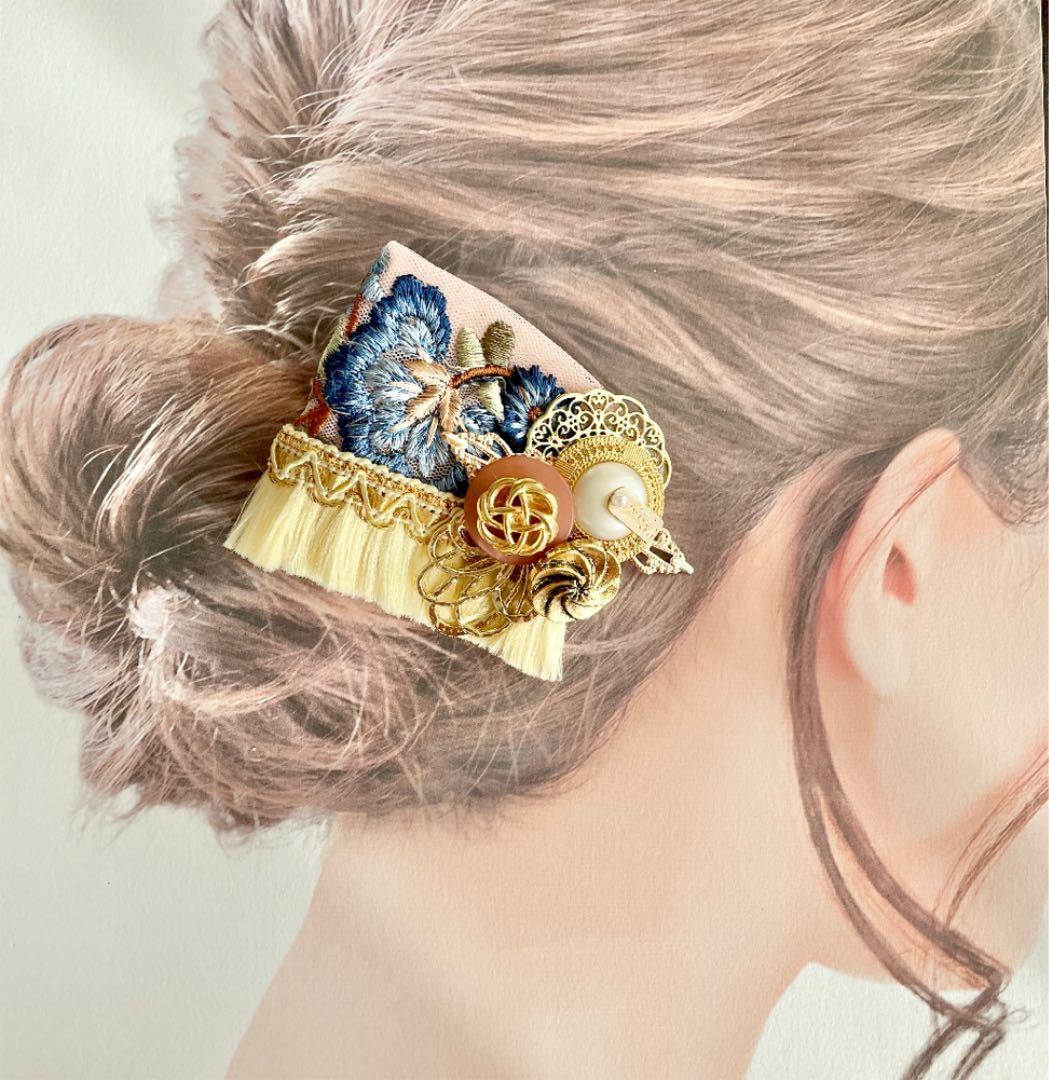 no.57 ハンドメイド　刺繍リボンとフリンジのアンティーク調ヘアアクセサリー