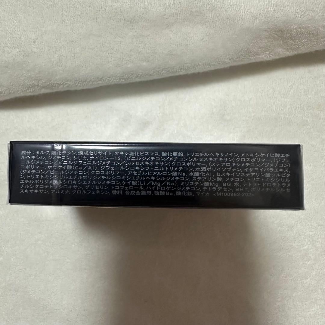 クレドポーボーテ　タンプードルエクラ　オークル00