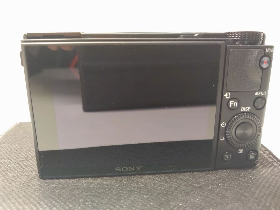 SONY コンパクトデジタルカメラ ZEISSレンズ　rx100m7