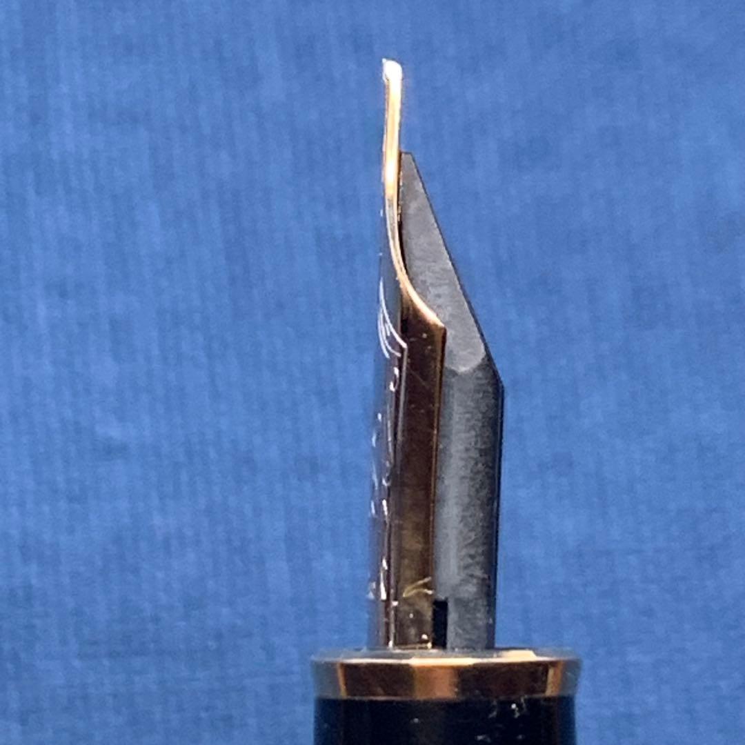 【純正CON付】モンブラン　マイスターシュテュック144 中白 万年筆 字幅EF
