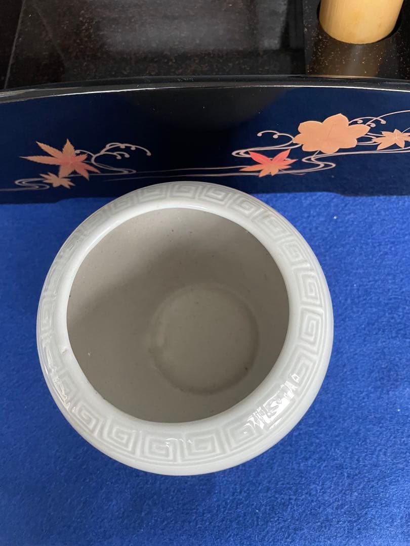 煙草盆　漆器　もみじ　金蒔絵　灰入れ