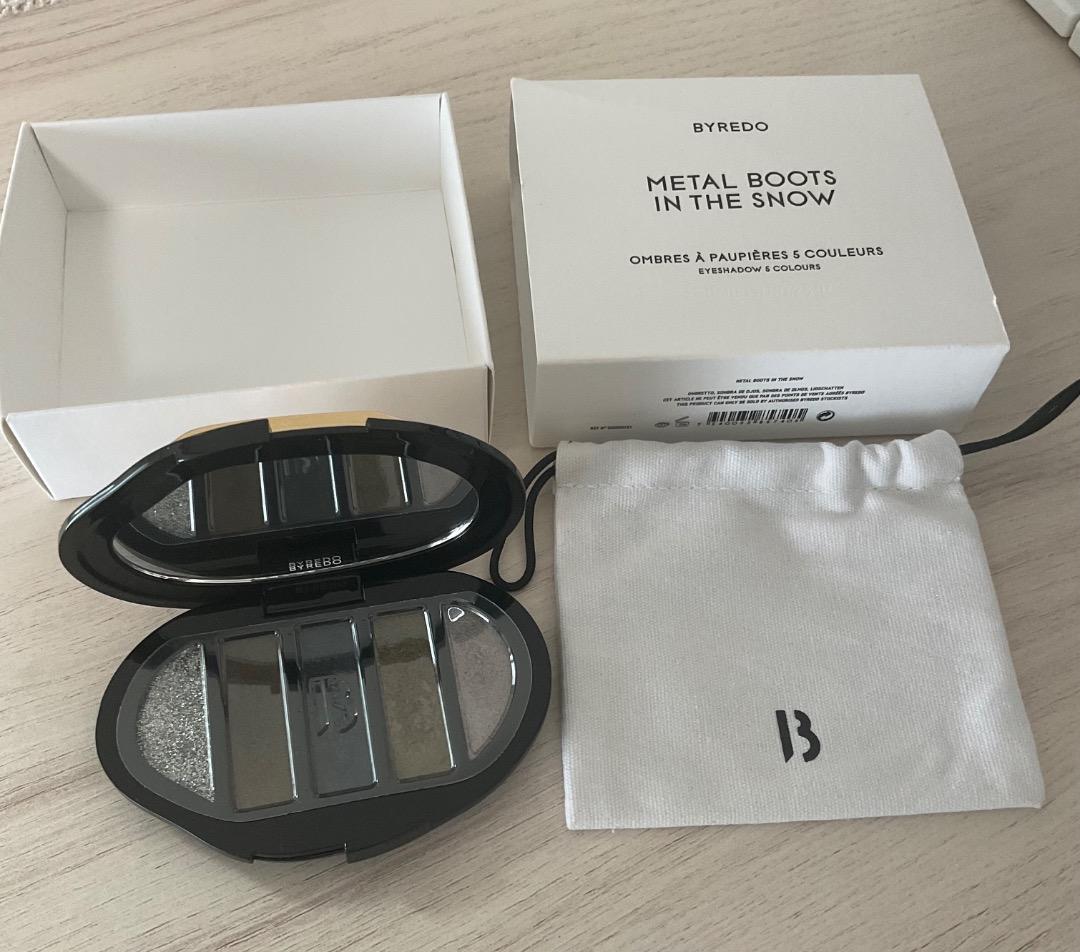 BYREDO バイレードアイシャドウ