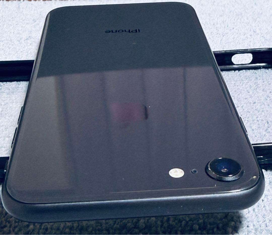Apple iPhone 8 スペースグレイ 86% 極上品
