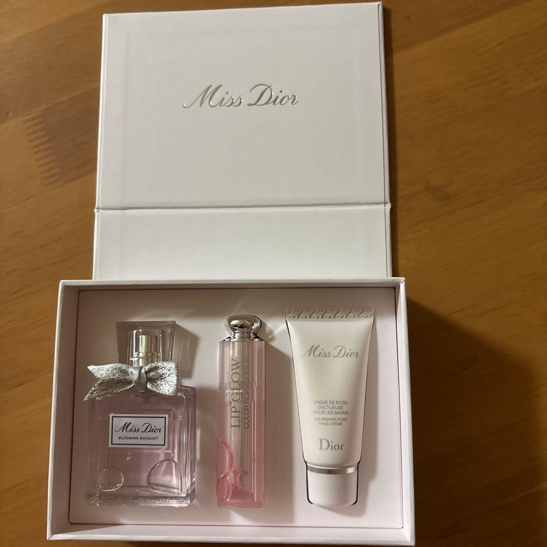 Dior Miss Dior Blooming Bouquet ギフトボックス