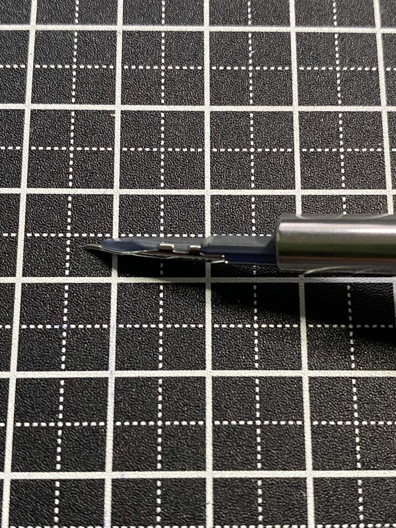 PILOT CAPLESS decimo KEGON 万年筆　字幅F