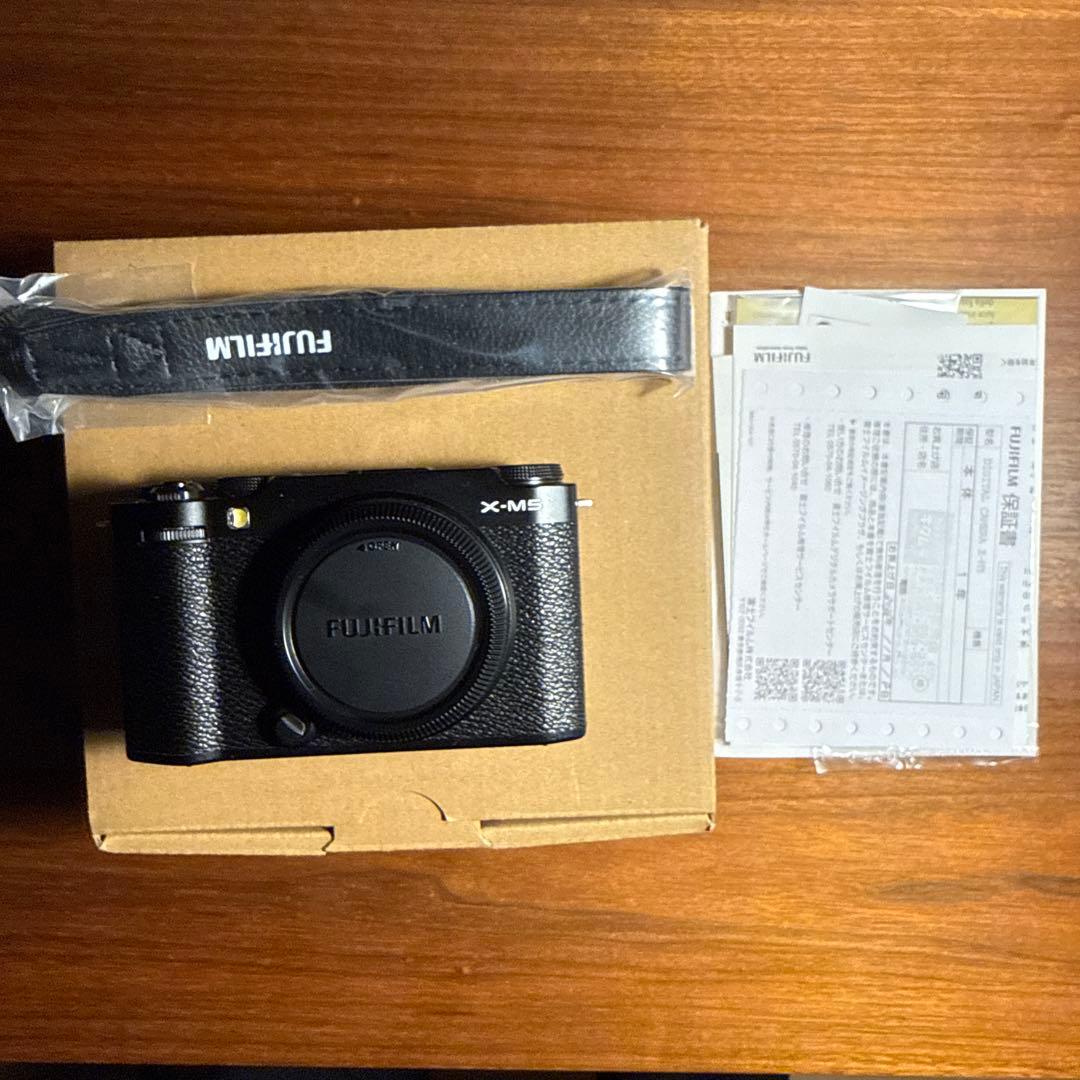 Fujifilm X-M5 ブラック ボディのみ