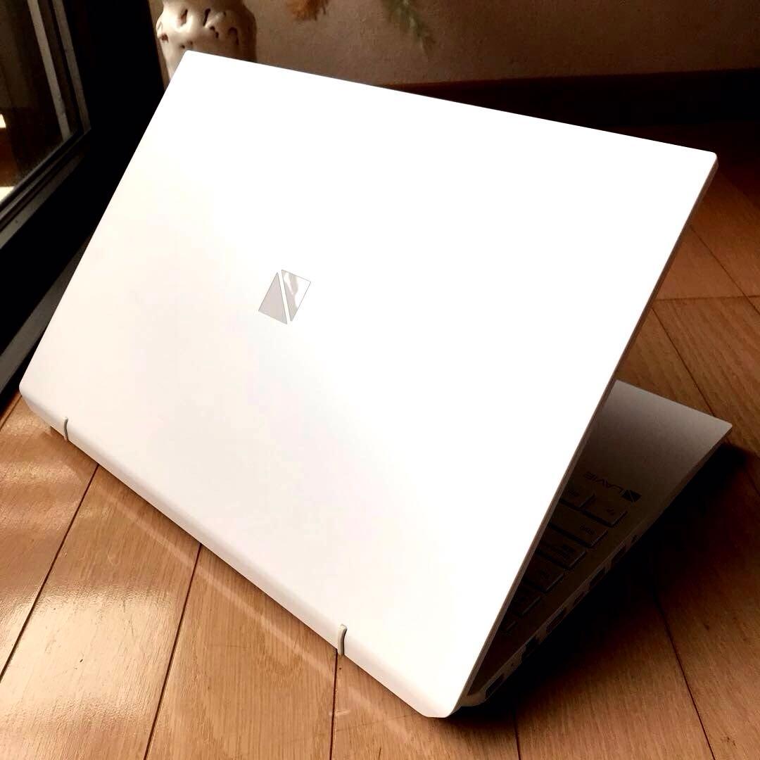 美品 LaVie N1550/GAW-HE【2024年製モデル】
