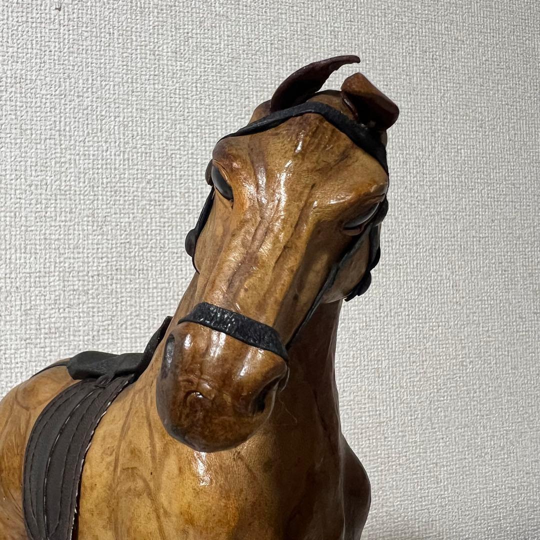 馬の置き物　革製　ビィンテージ　　レア