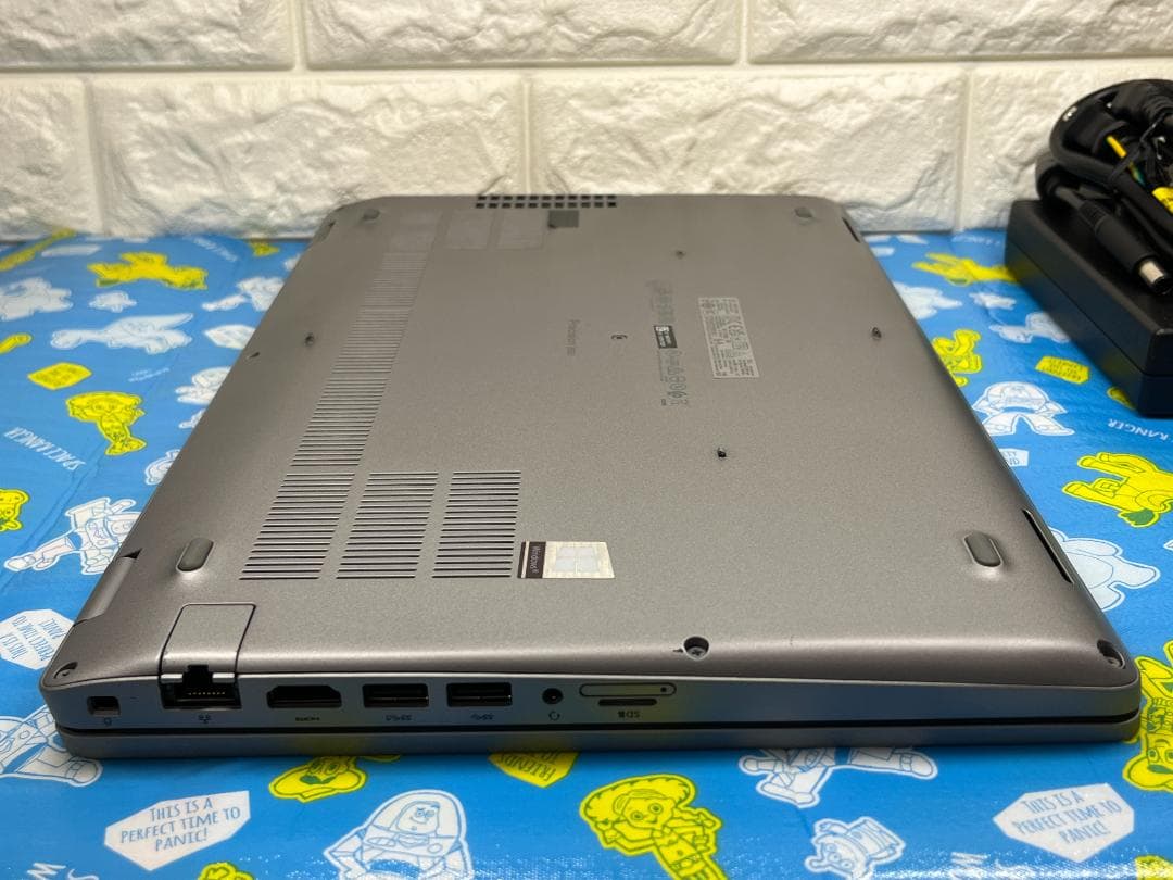 美品 32GB i7 デル Precision 3551 15.6型 ノートPC