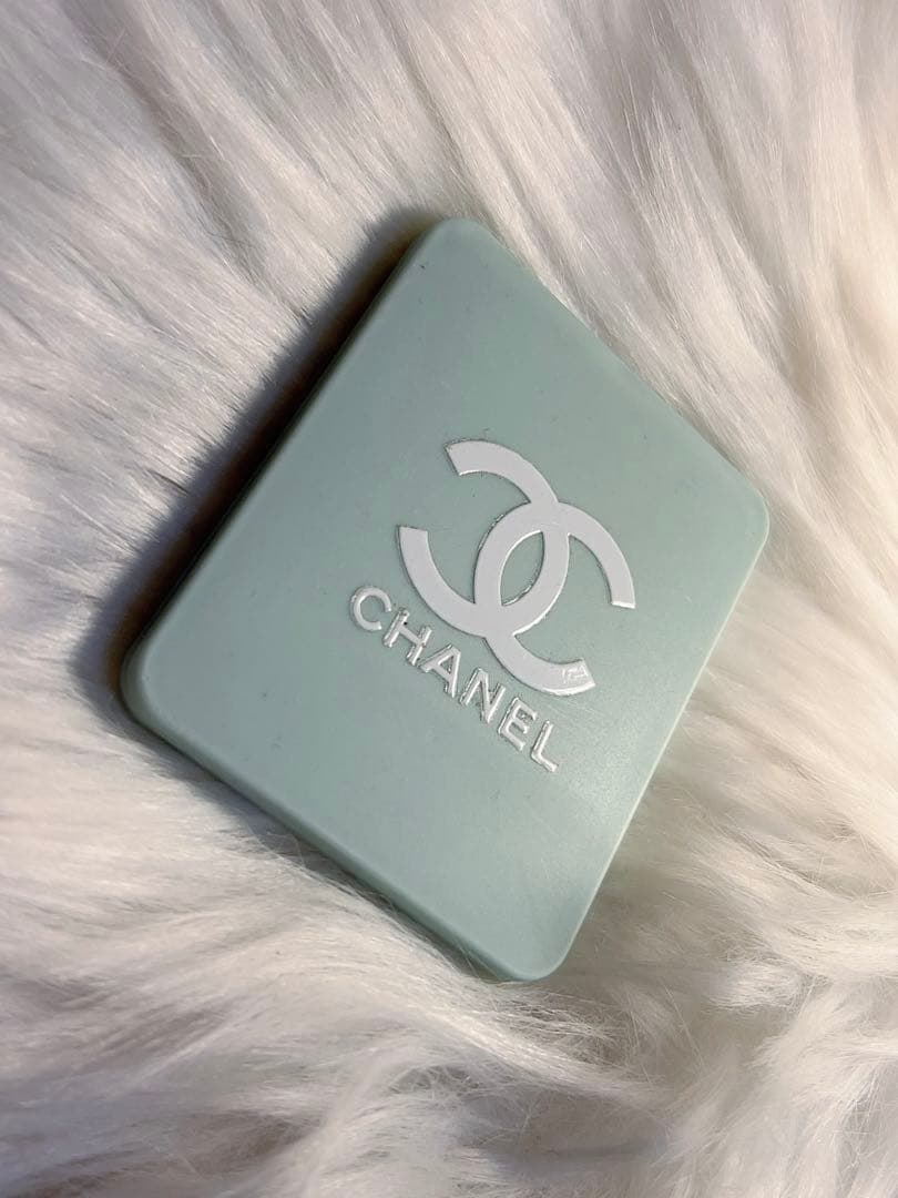 ✨CHANEL 両面ミラー エメラルドミント 超希少レア 一点物✨