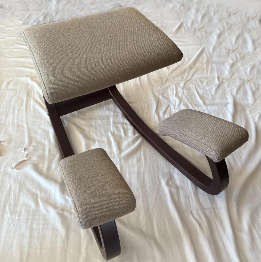 ストッケ （stokke） VARIABLE　姿勢バランス チェア