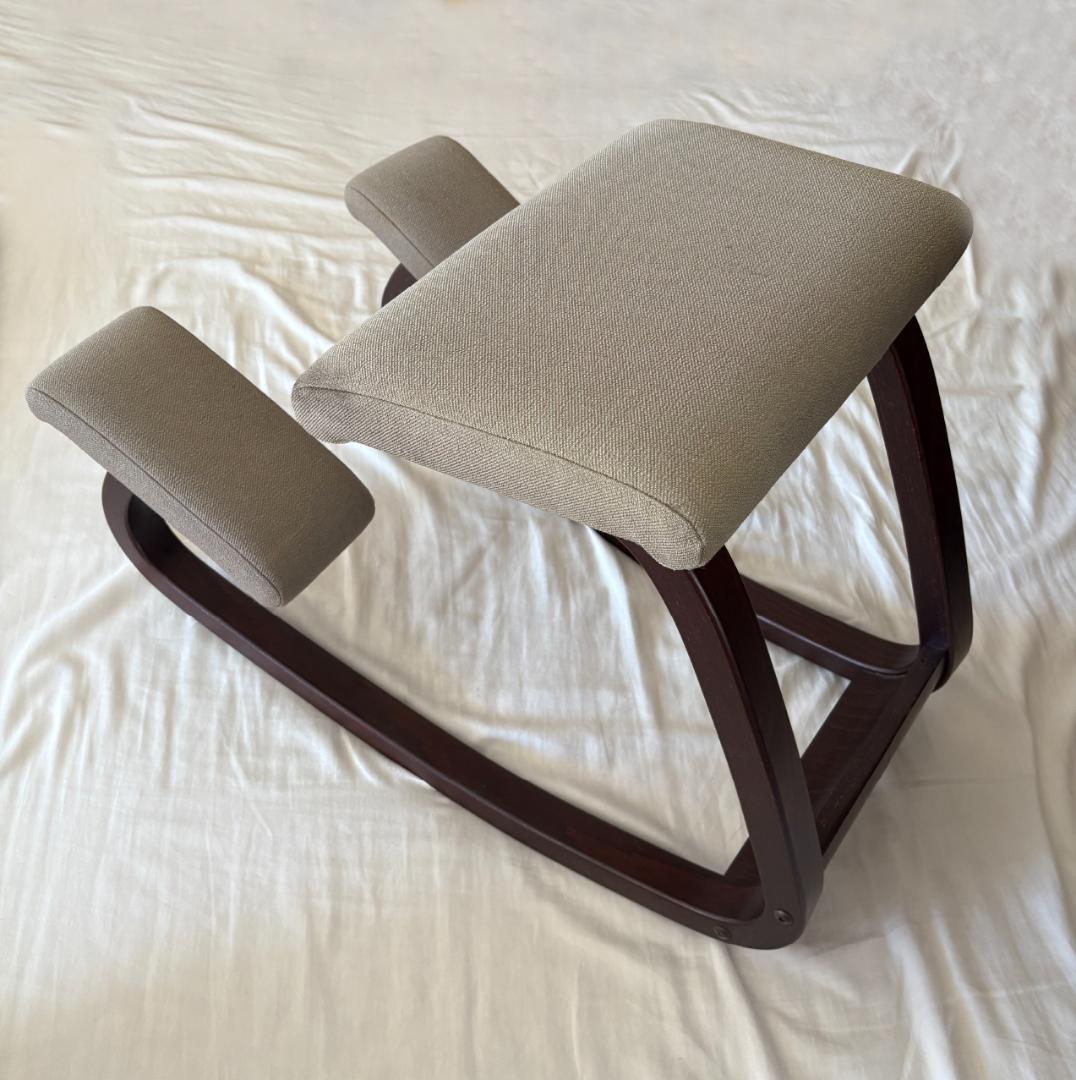ストッケ （stokke） VARIABLE　姿勢バランス チェア