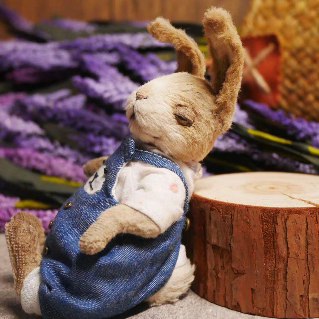 美しい立ち耳ちゃん リス うさぎ 海外作家様 ハンドメイド アーティストベア