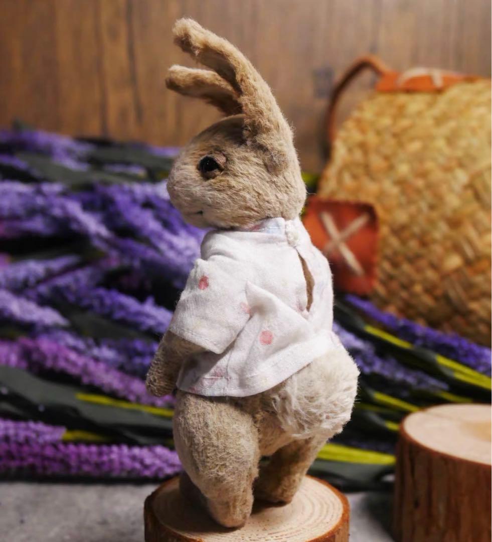 美しい立ち耳ちゃん リス うさぎ 海外作家様 ハンドメイド アーティストベア