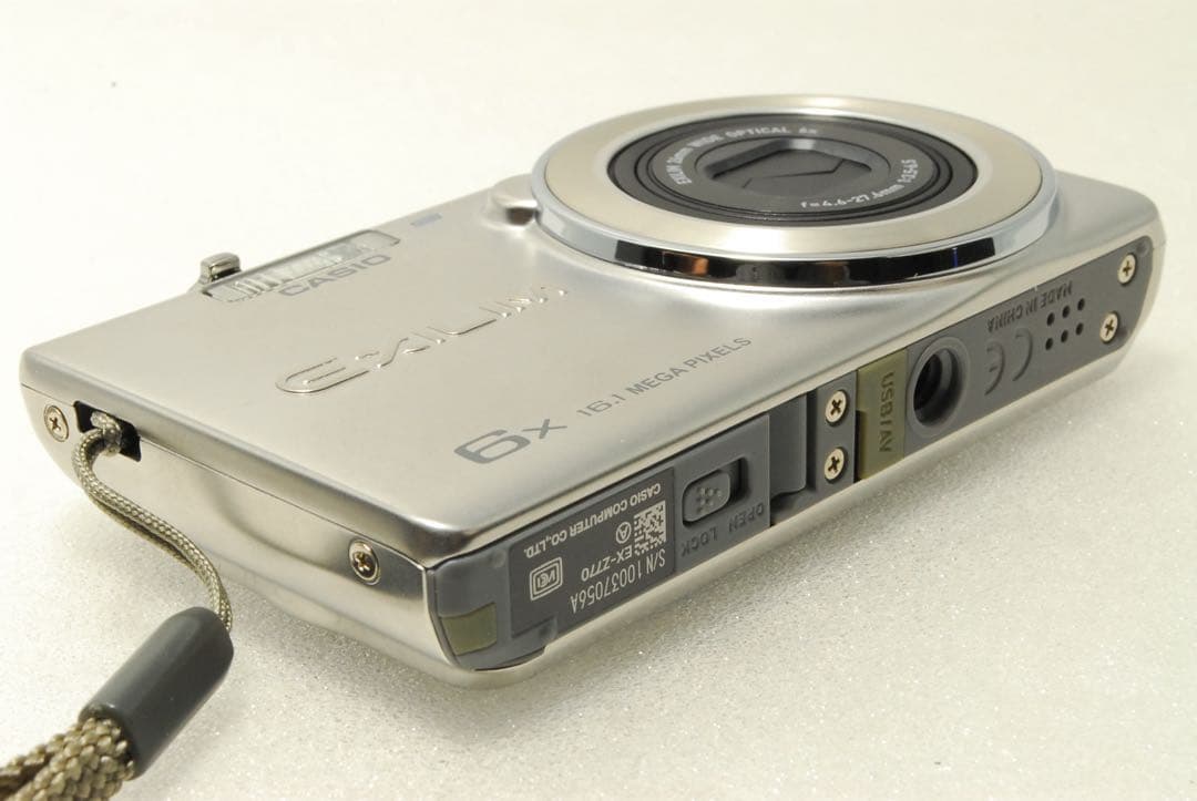 CASIO EXILIM EX-Z770 ❤️スマホ転送 動作確認済 シルバー