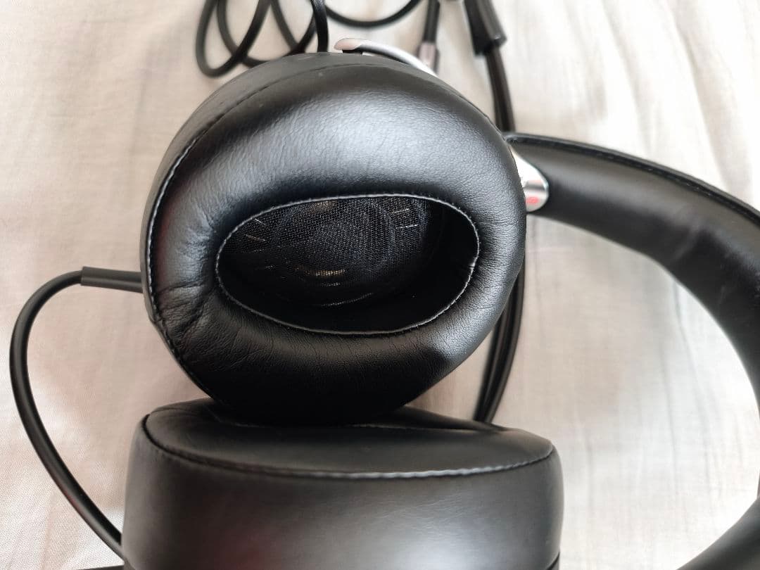 SONY MDR-Z7 初代 中古美品 箱付き 一部ケーブルなし