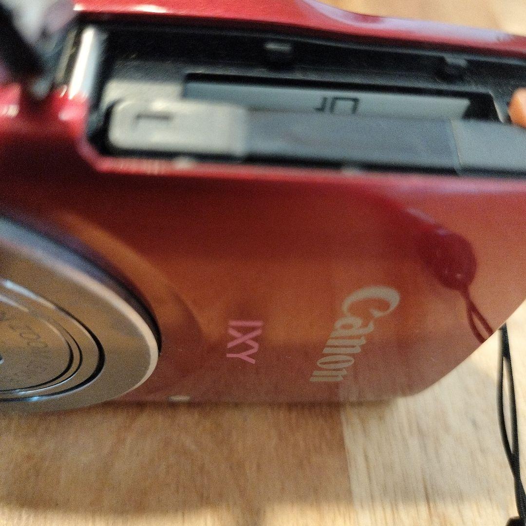 Canon IXY120 デジタルカメラ レッド動作確認済み バッテリーあり