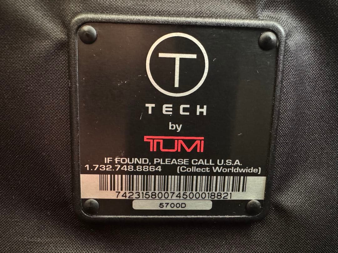 TUMI スーツケース トゥミ キャリーバッグ T-TECH 黒　5700D