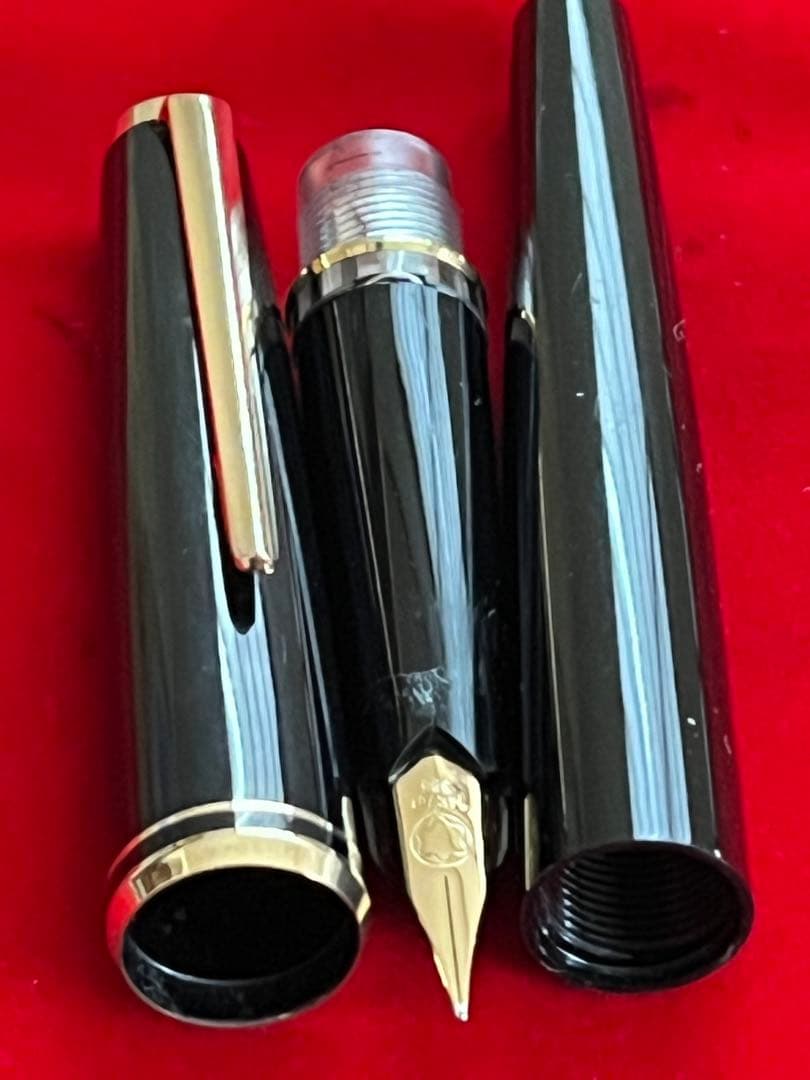ジャンク‼️MONTBLANCモンブラン万年筆 ニブ585❗️
