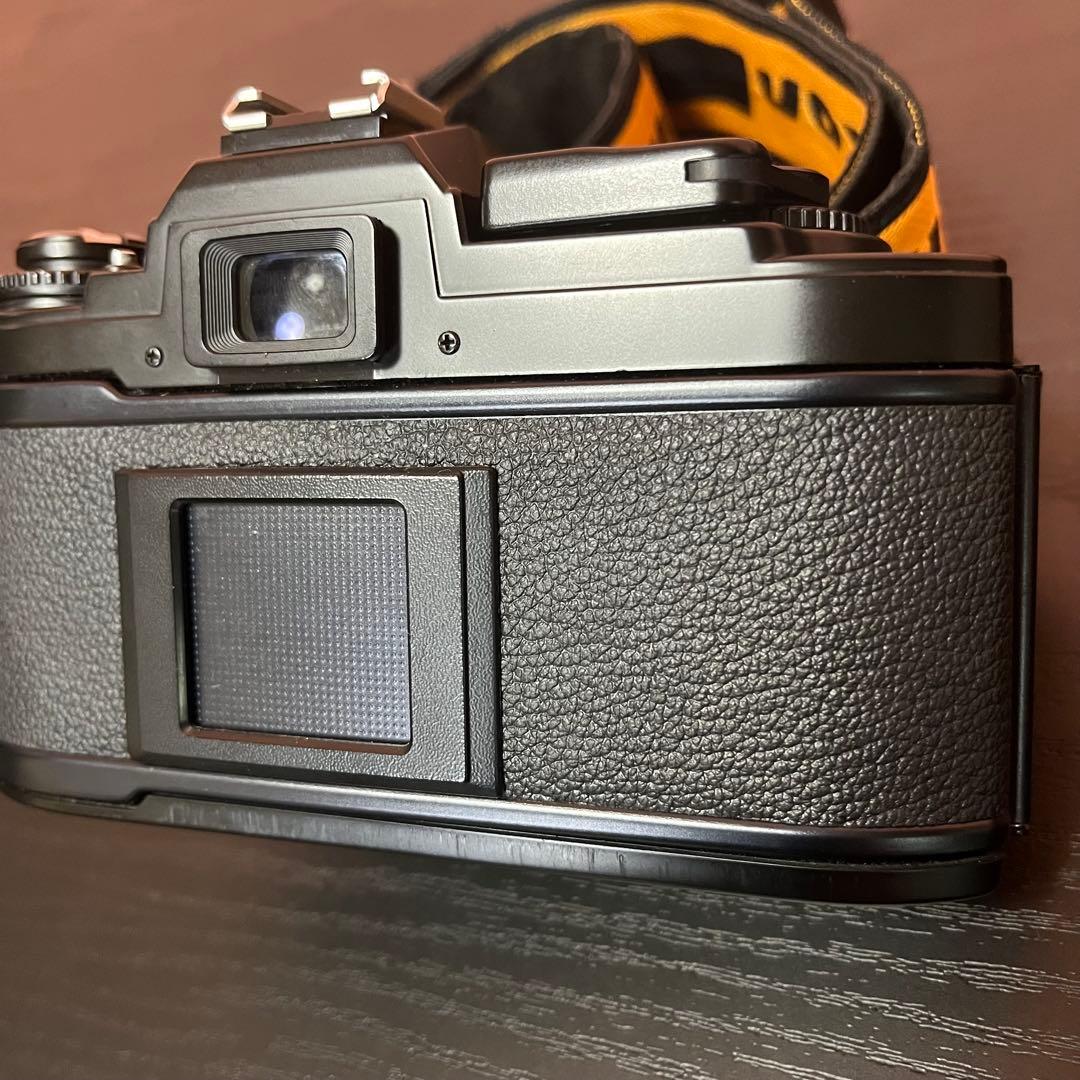 NIKON FG ブラック フィルムカメラ　ヴィンテージ　国産品　フィルム付き
