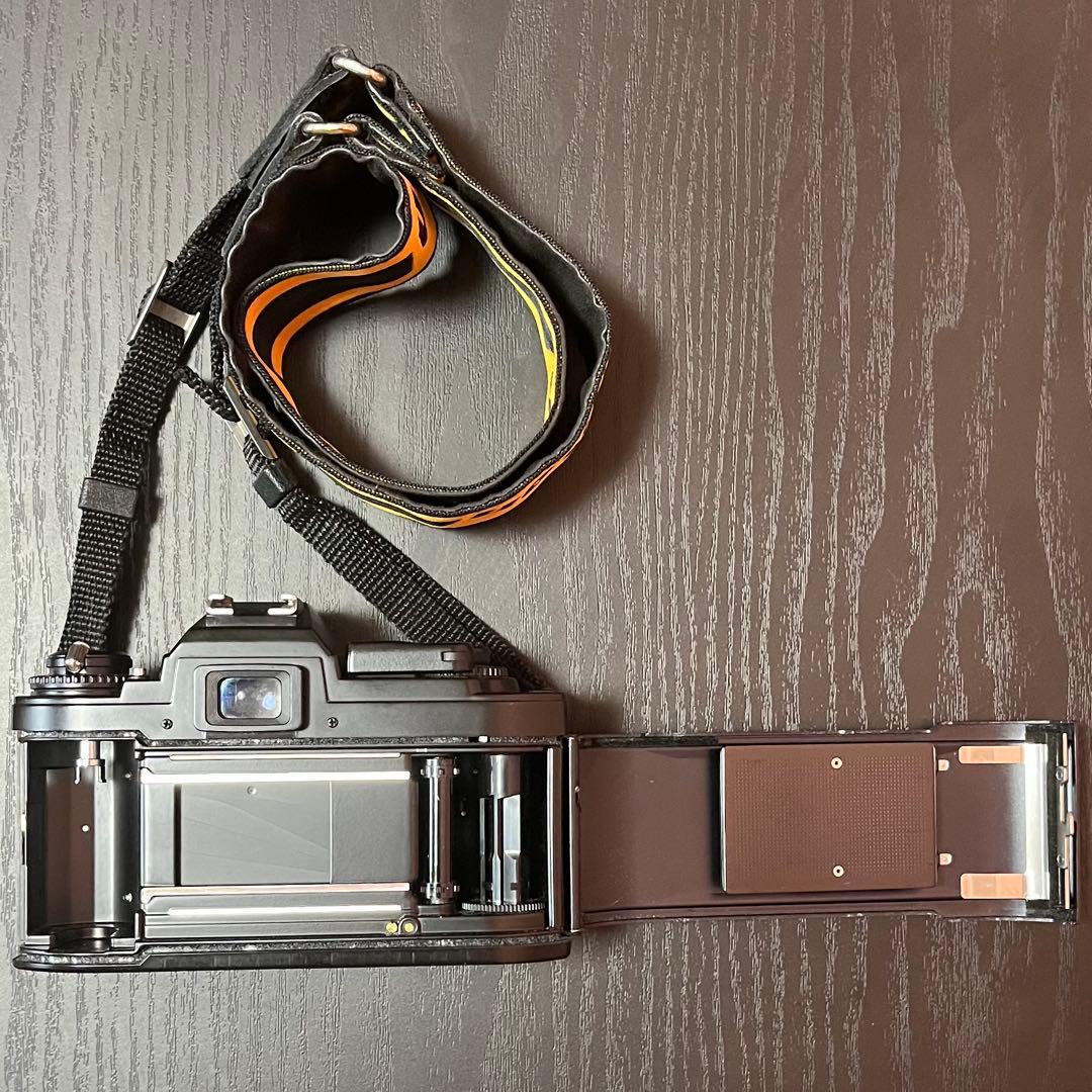 NIKON FG ブラック フィルムカメラ　ヴィンテージ　国産品　フィルム付き