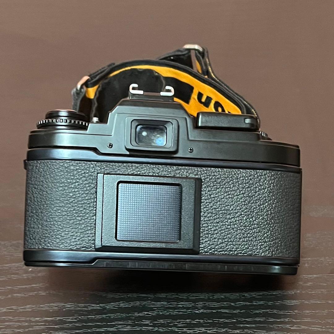 NIKON FG ブラック フィルムカメラ　ヴィンテージ　国産品　フィルム付き