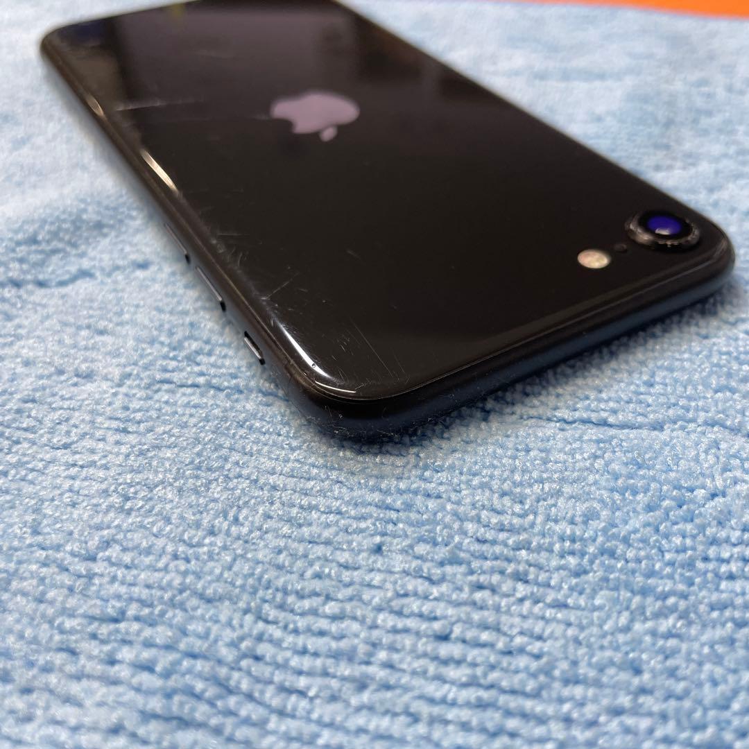Apple iPhone SE第2世代 64GB SIMフリー