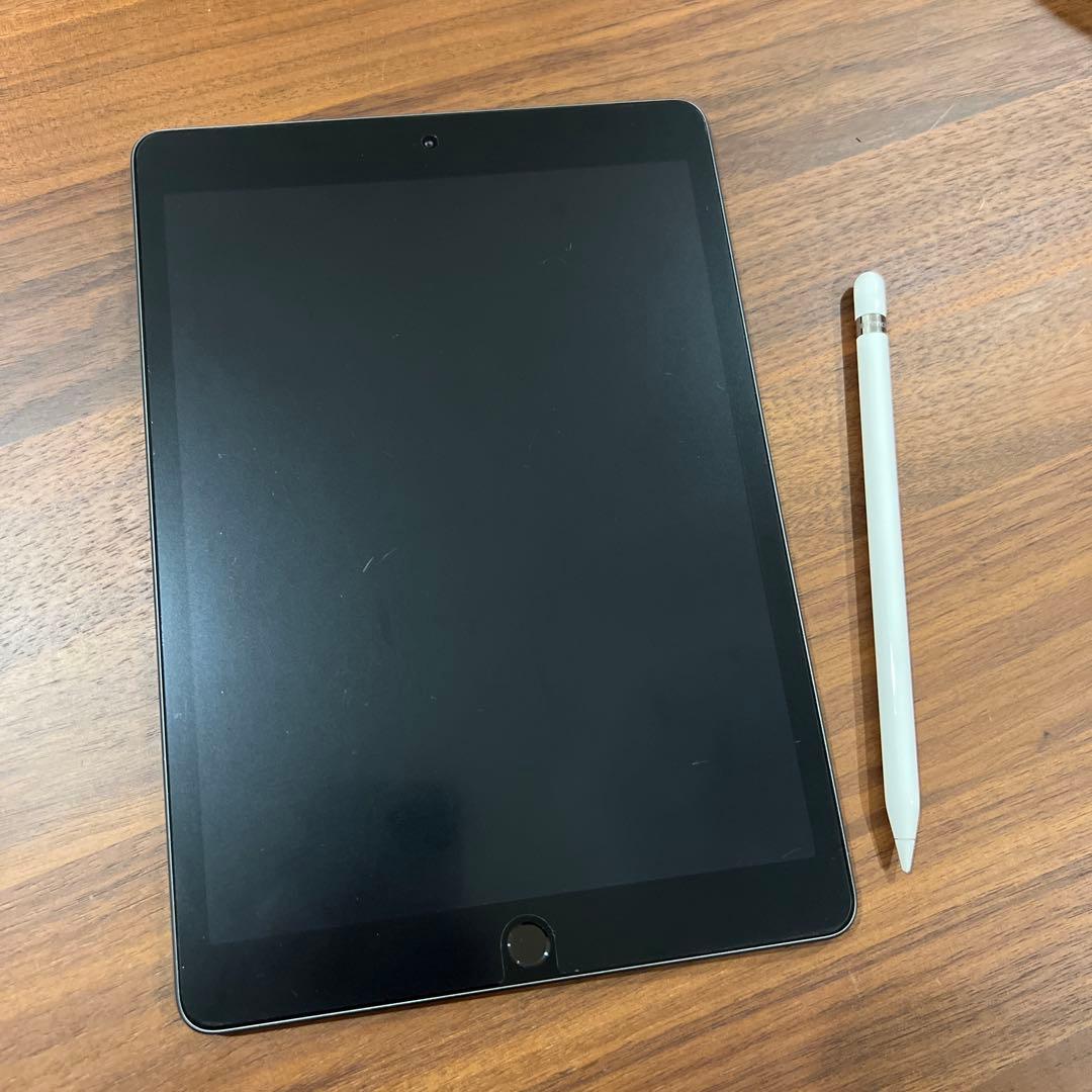 【セール中】iPad 第8世代　128GB Apple Pencil セット