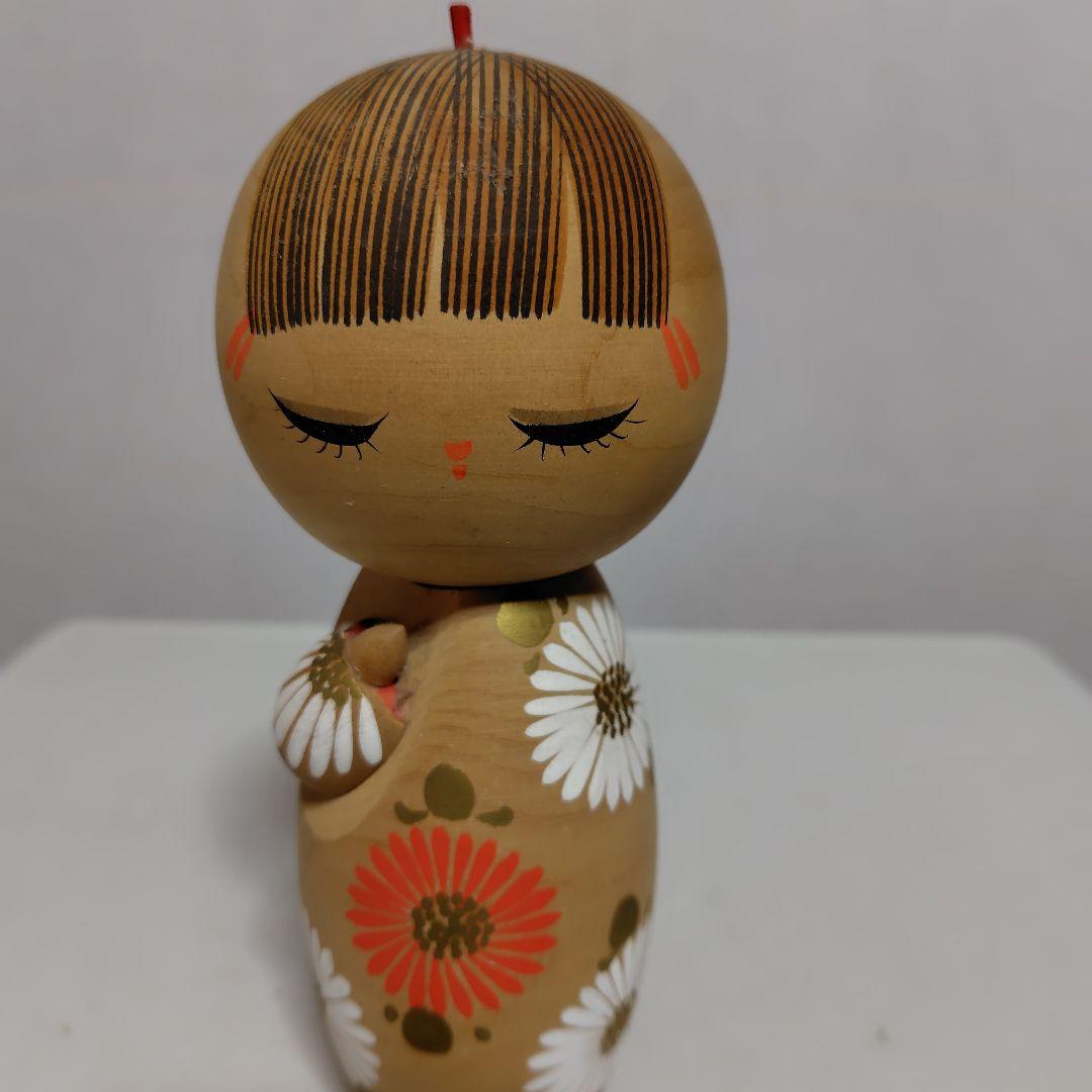 千葉県鴨川在住、小芥子作家の作品です。