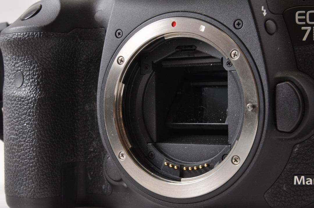 キャノン　Canon EOS 7D MarkII ボディ ≪S数10845回≫