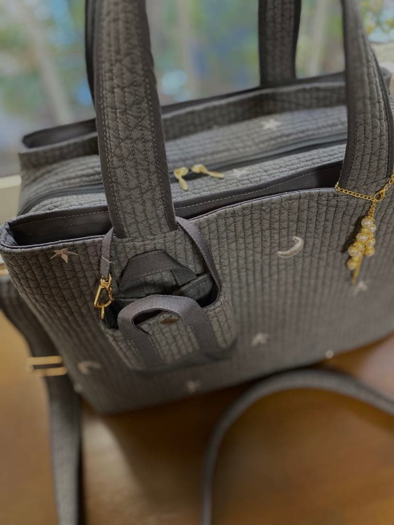 大きめ3ルームズヌビバッグ　ダークグレー×ムーンスター　3層構造　ハンドメイド