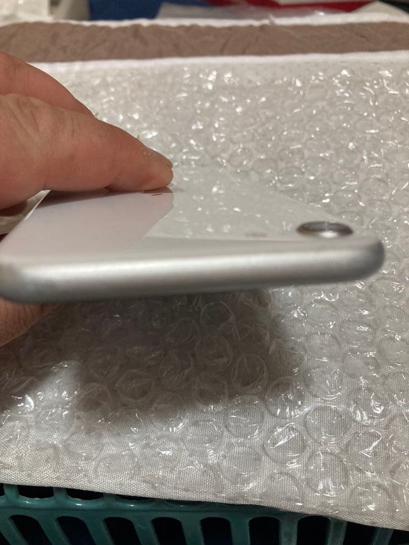 ririApple iPhone SE 128GB(第3世代) ホワイト本