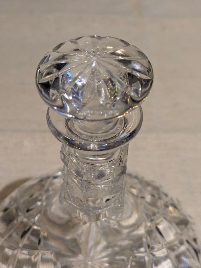 カット模様が綺麗　希少　美品　HOYA　ホヤクリスタル　デキャンタ