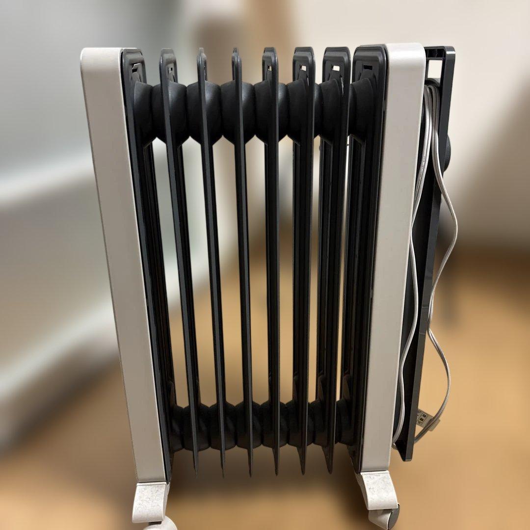 デロンギオイルヒーター　ほぼ新品