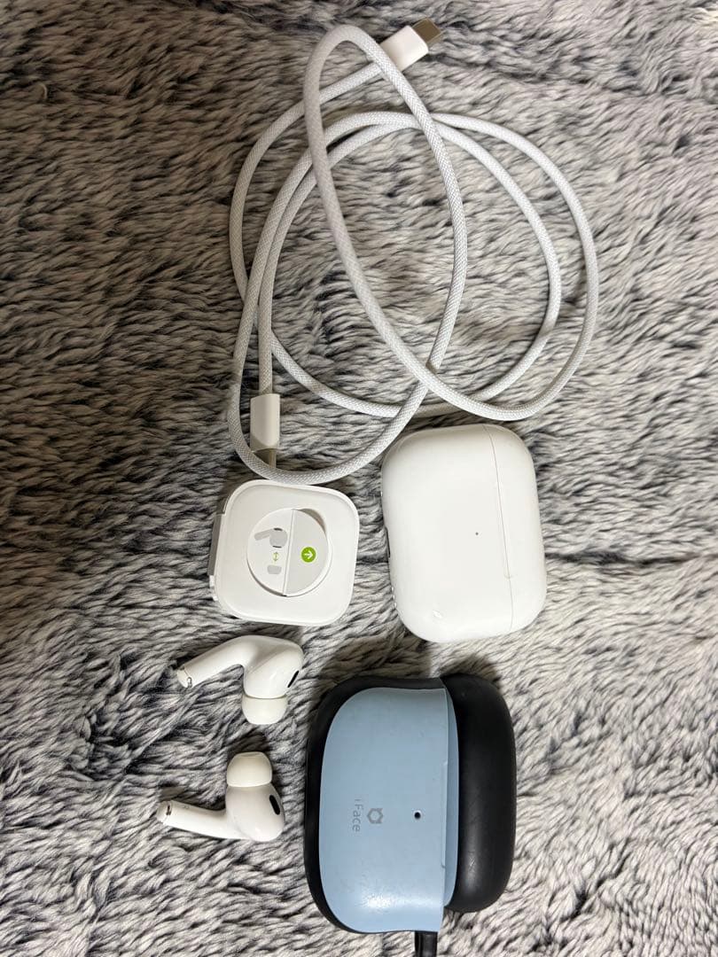 AirPods Pro2（第二世代）本体 充電器　ケース付属