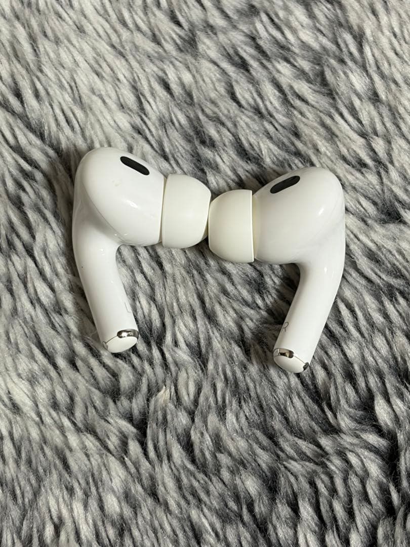 AirPods Pro2（第二世代）本体 充電器　ケース付属