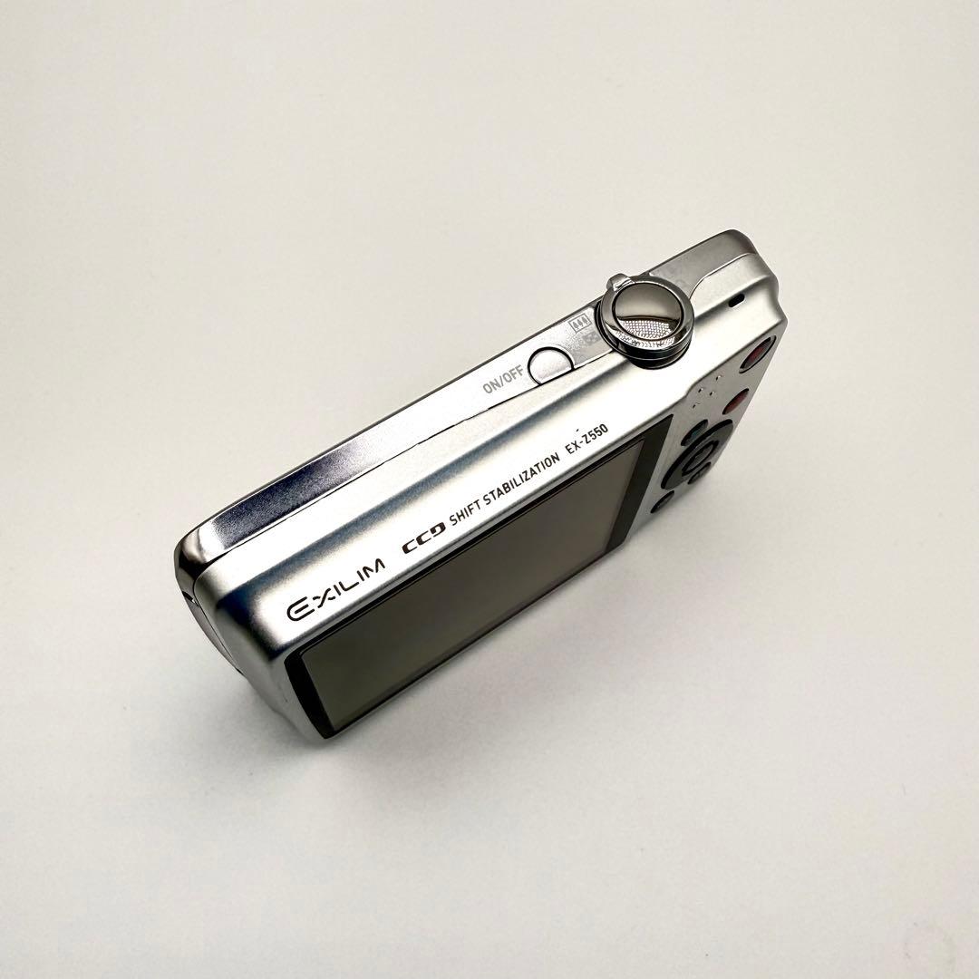 CASIO EXILIM EX-Z550 カシオ　デジカメ　コンデジ