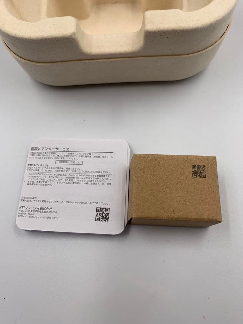 nwm DOTS ワイヤレスイヤホン イエロー・ブラック