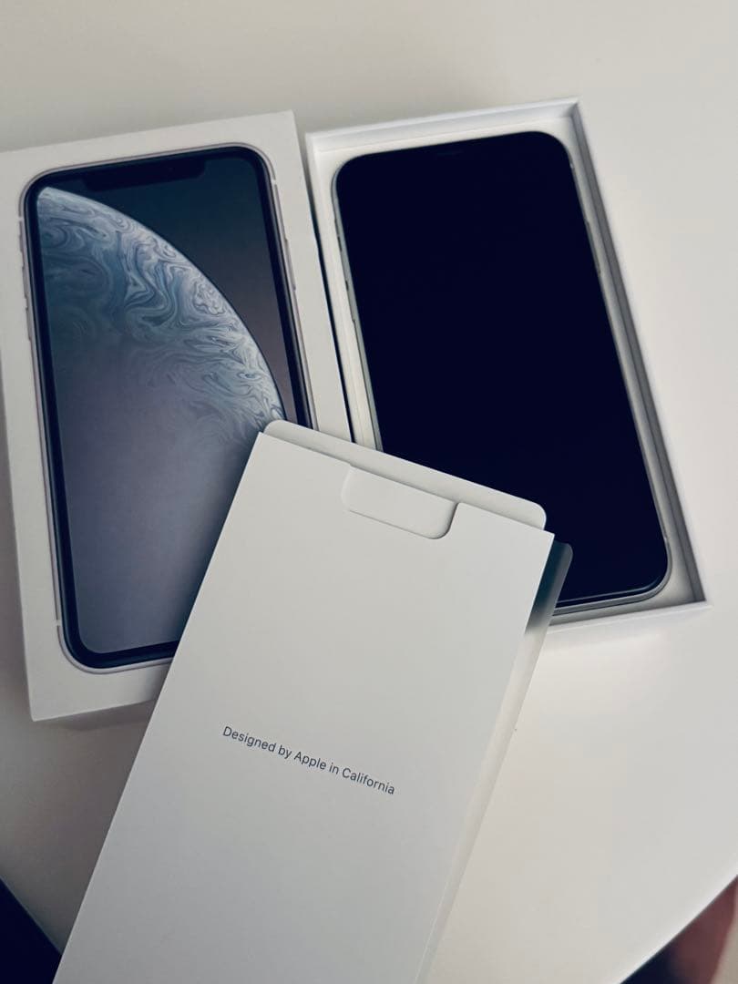 【動作良好】iPhone XR 128GB SIMフリー