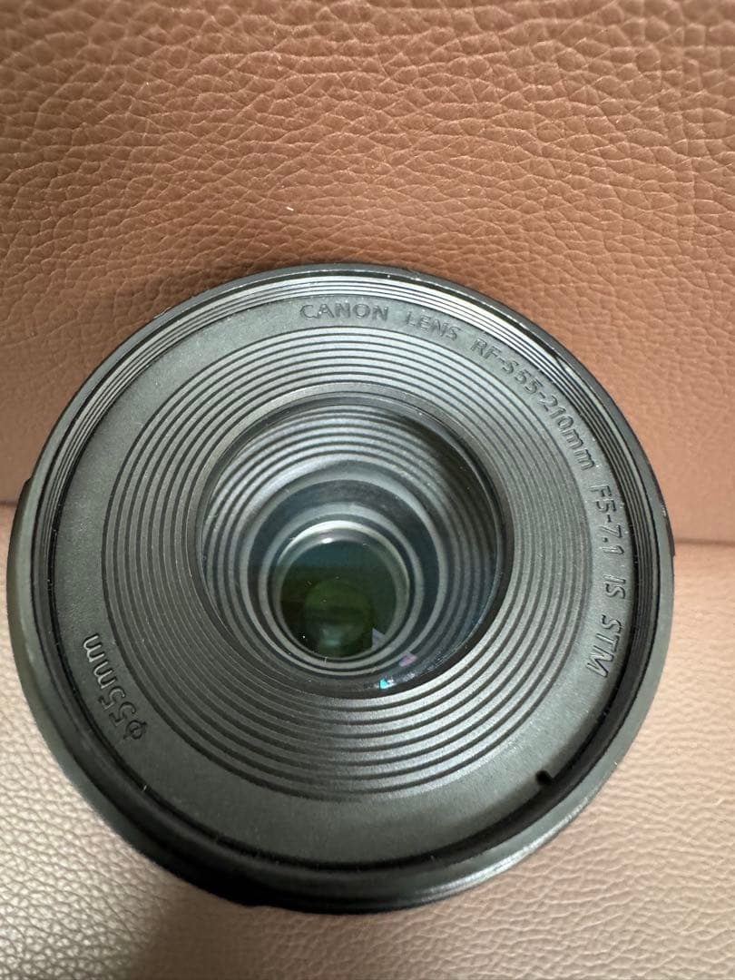Canon EOS R50ホワイト ズームレンズキット　RF50㎜f1.8付き