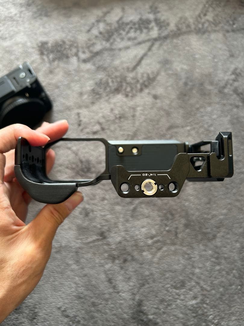 Nikon zrとtiltaケージ　マウントアダプター