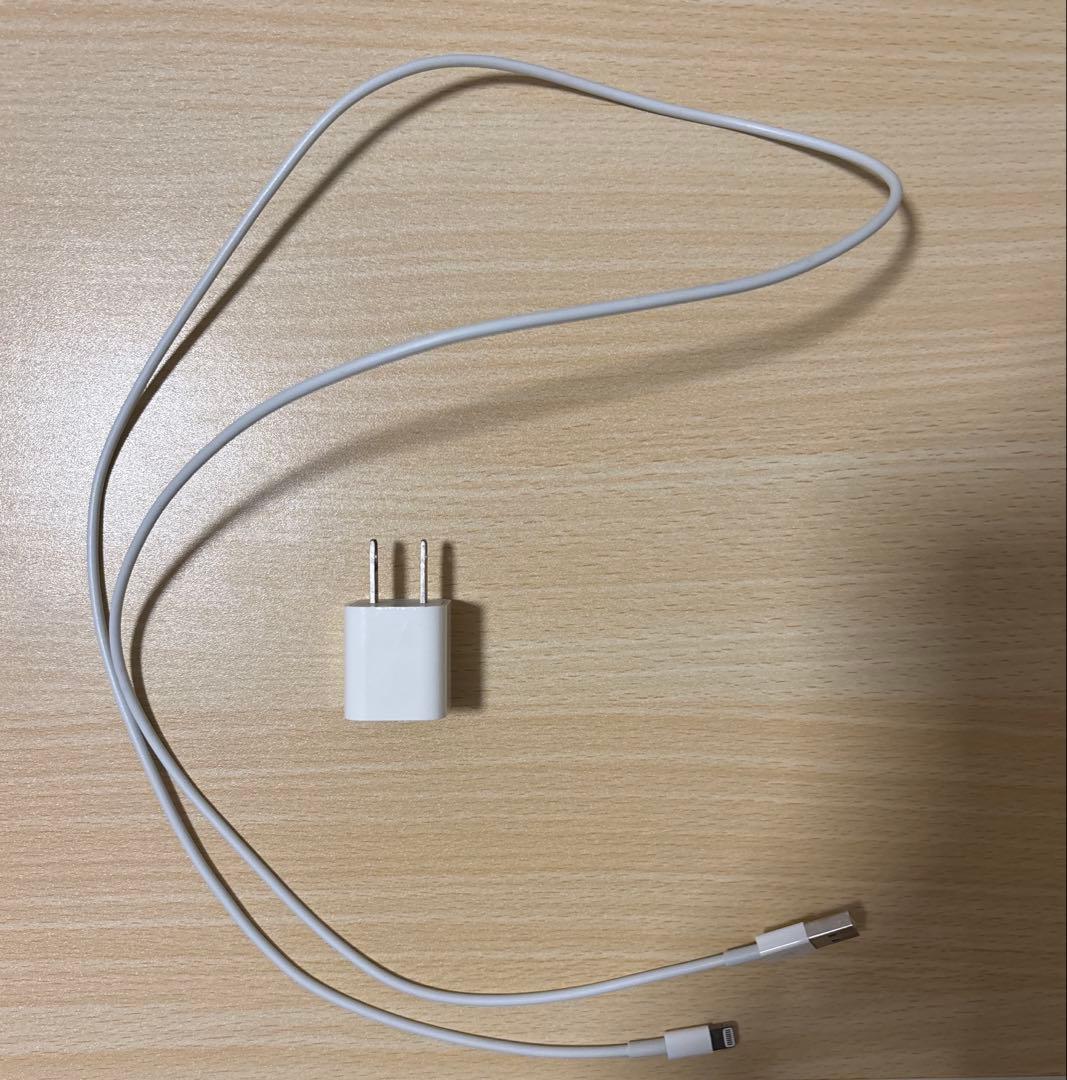 ［美品］iPhone SE (第3世代) スターライト 64GB