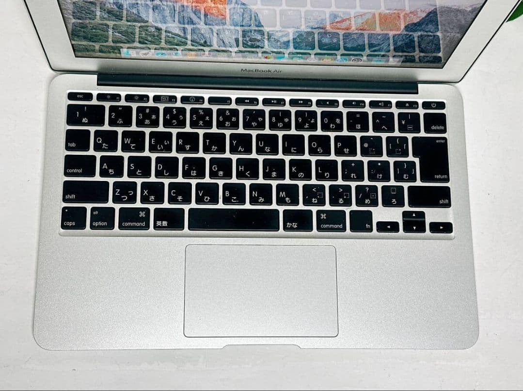 MacBook Air 11 Late2010 SSD128GB 動作良好 美品